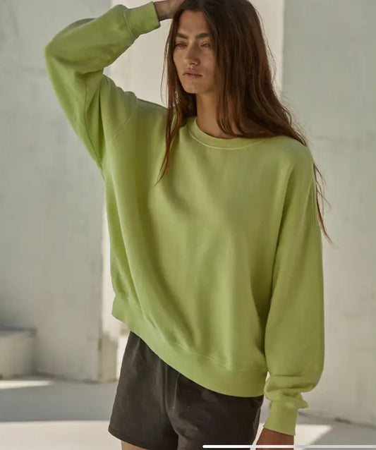 Weekend Vibes Pullover in Lime